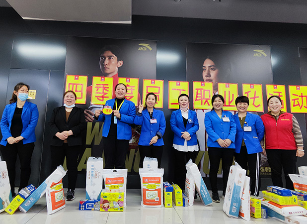 中泽购物广场职业化活动-销售大比拼